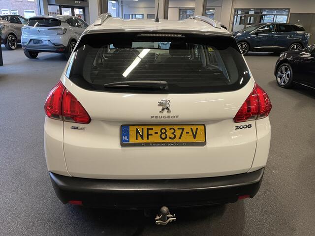 Peugeot 2008 1.2 PureTech Active Navigatie-Climate control-Parkeersensoren