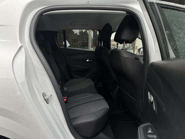 Peugeot 208 1.2 PureTech 100 Allure Dode hoek sensor/2x Camera/Stoelverwarming.