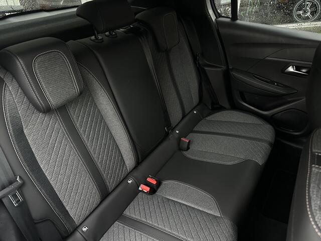 Peugeot 208 1.2 PureTech 100 Allure Dode hoek sensor/2x Camera/Stoelverwarming.