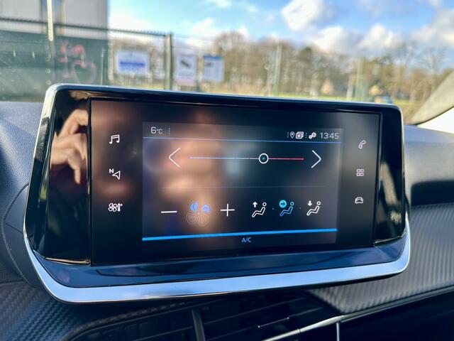 Peugeot 208 1.2 PureTech Active Pack | Automaat | Carplay | Navigatie | Cruise control | Parkeersensor