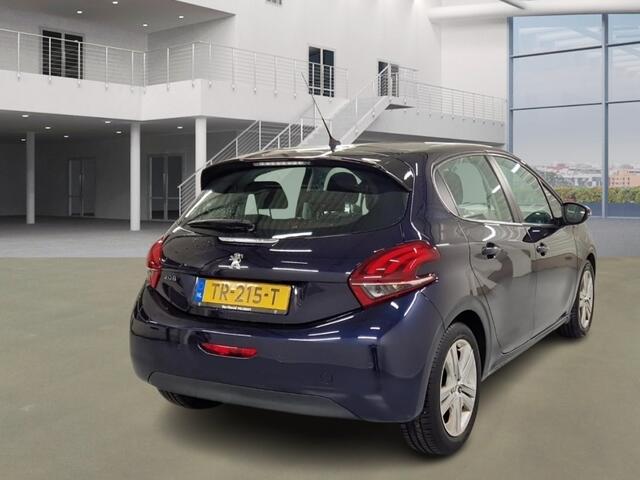 Peugeot 208 1.2 AUTOMAAT Signature, Cruise Control, Navi, NL/NAP!