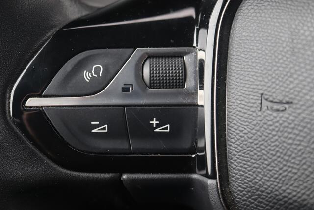 Peugeot 208 BWJ 2019 1.2 101 PK PureTech Blue Lease Allure HALF LEDER / CAMERA / VIRTUAL COCKPIT / CLIMA / NAVI / CRUISE / BLUETOOTH / PDC V+A / LMV 16 INCH / PRIV. GLAS / ISOFIX / MULTIFUNCT. STUUR