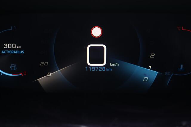 Peugeot 208 BWJ 2019 1.2 101 PK PureTech Blue Lease Allure HALF LEDER / CAMERA / VIRTUAL COCKPIT / CLIMA / NAVI / CRUISE / BLUETOOTH / PDC V+A / LMV 16 INCH / PRIV. GLAS / ISOFIX / MULTIFUNCT. STUUR