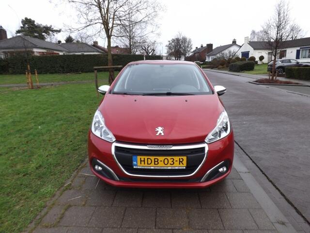 Peugeot 208 1.2 PURETECH ALLURE