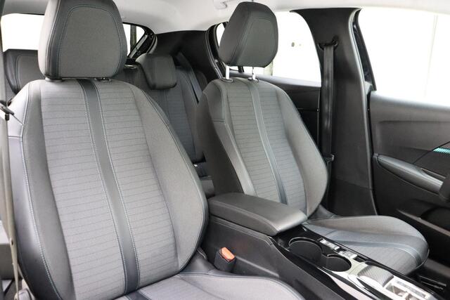 Peugeot 208 1.2T Automaat Allure | Achteruitrijcamera | Navigatie | Parkeersensoren | Privacy Glass | Lichtmetalen velgen | Climate Control