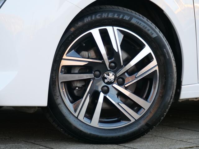 Peugeot 208 1.2 PureTech 100pk Allure Pack Apple carplay / Camera / LED / Airco