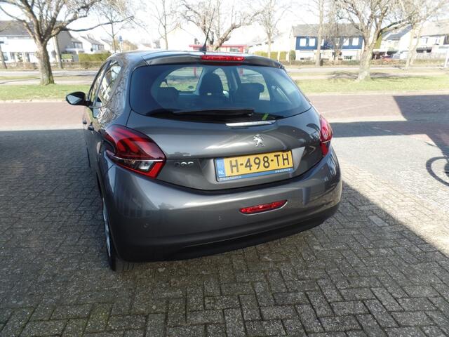 Peugeot 208 1.2 PureTech Allure
