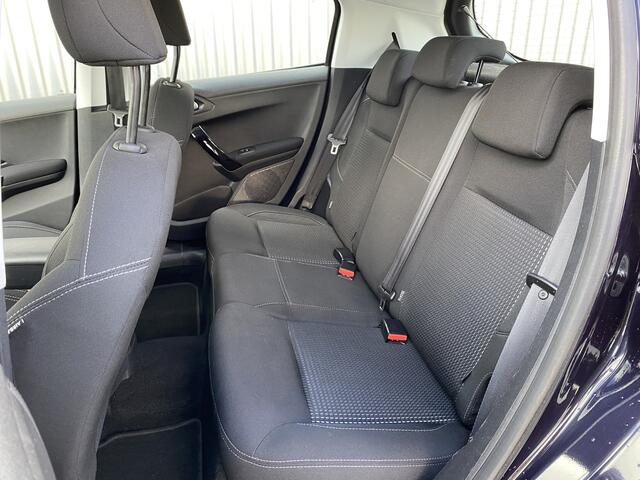 Peugeot 208 1.2 PureTech Blue Lease Executive 5-Drs, Clima, Navi, CC, PDC, Bluetooth, PDC, LM, z.g.a.n. APK - Inruil Mogelijk -