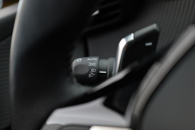 Peugeot 208 1.2 PureTech Allure Pack | Cruise | PDC A | CarPlay | Bluetooth