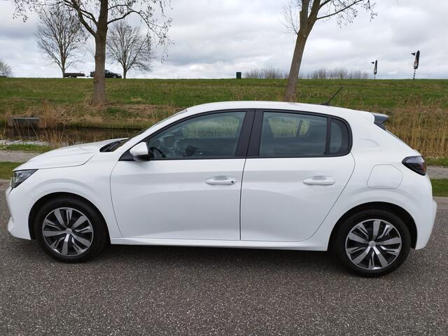 Peugeot 208 1.2 PureTech Activ Business ** 49.684 KM ** 101 PK ** 6-bak ** NAVI ** Bluetooth **