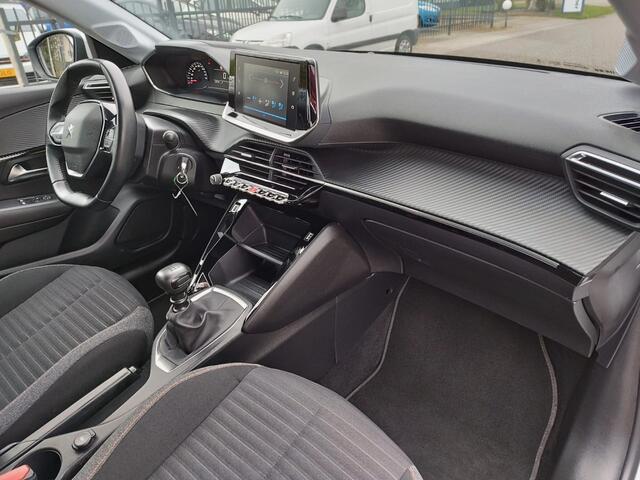 Peugeot 208 1.2 PureTech Activ Business ** 49.684 KM ** 101 PK ** 6-bak ** NAVI ** Bluetooth **