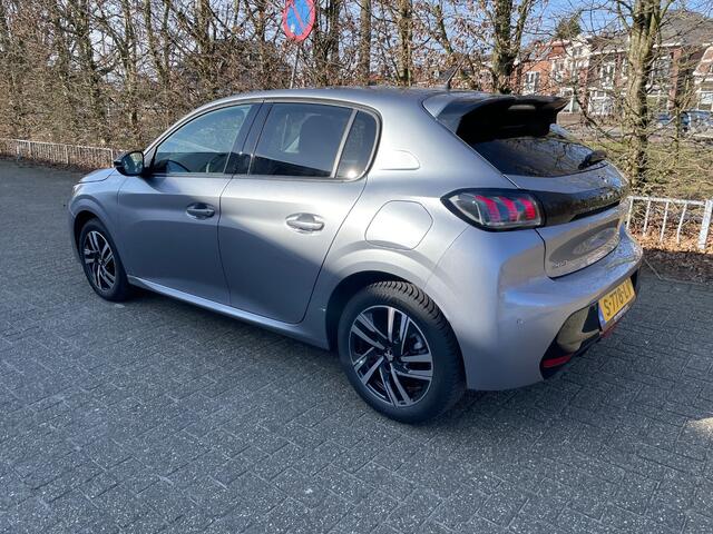 Peugeot 208 1.2 PT Allure AUT! 360 Camera! Carplay! NAP! VERWACHT!!
