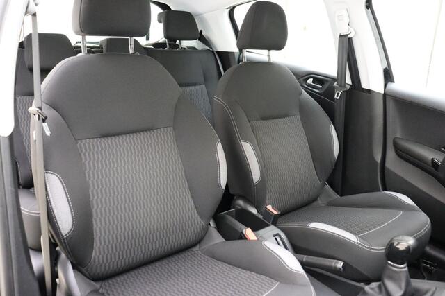 Peugeot 208 1.2 PureTech Active 82 PK | Handgeschakeld | Airco | Cruise Control | Radio | Navigatie | Elektrische ramen |