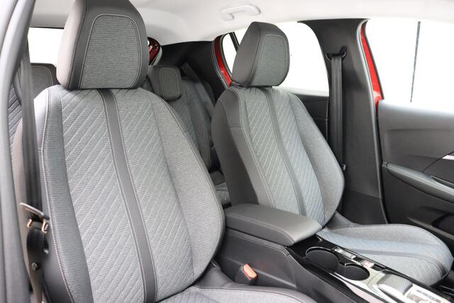 Peugeot 208 1.2 Hybrid e-DCS6 Allure 145PK | AUTOMAAT | Draadloos Apple Carplay & Android Auto | Parkeer Camera Voor & Achter | Dodehoek Detectie | Navigatie | Climate Control |