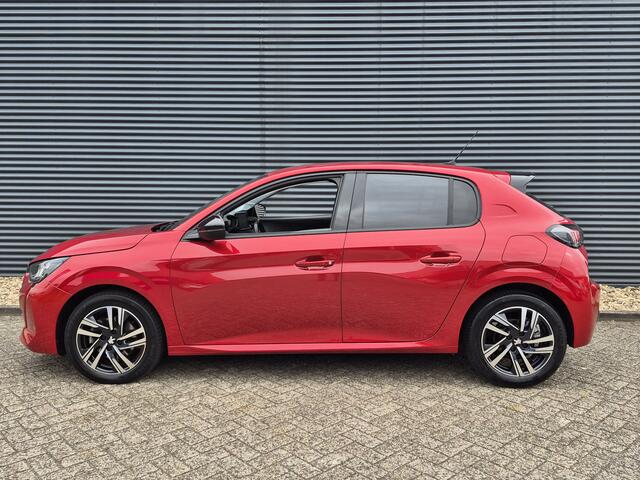 Peugeot 208 1.2 PureTech Allure Pack | Automaat | Camera | Parkeersensoren | Keyless Entry en Start | Navigatie via Apple Carplay en Android Auto |