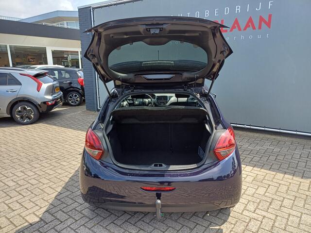 Peugeot 208 1.2 PureTech Urban Soul | NAVI | AIRCO | ACHTERSENSOREN | TREKHAAK | Wij bieden ook financiering mogelijkheden aan.