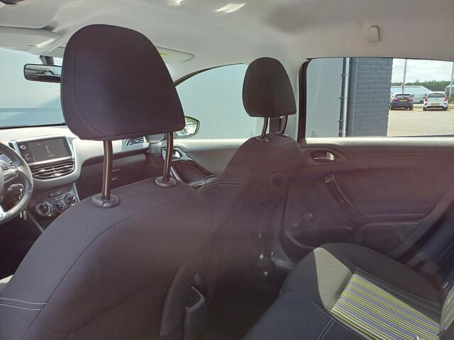 Peugeot 208 1.2 PureTech Urban Soul | NAVI | AIRCO | ACHTERSENSOREN | TREKHAAK | Wij bieden ook financiering mogelijkheden aan.