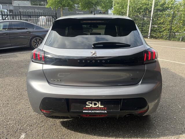 Peugeot 208 1.2 PureTech Allure // HALF LEDER // NAVI+CARPLAY // CAMERA+SENSOREN // CLIMA // CRUISE //