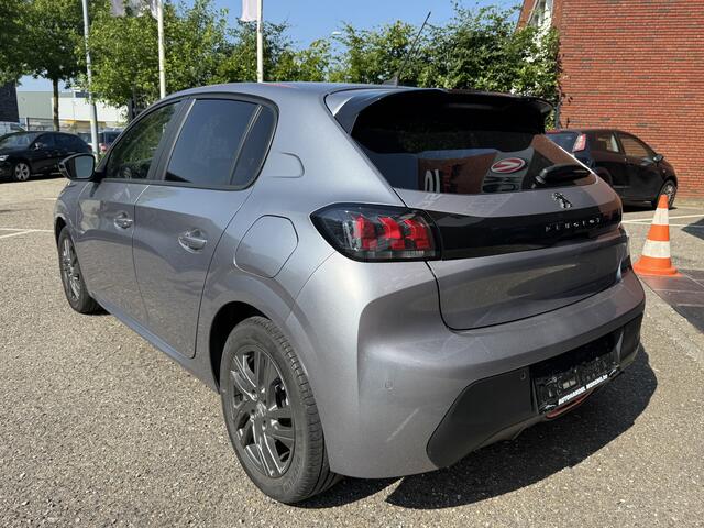 Peugeot 208 1.2 PureTech Allure // CRUISE // NAVI // PDC // APPLE CARPLAY - ANDROID AUTO // DAB RADIO // LED //