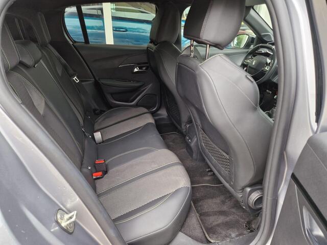 Peugeot 208 1.2T 100pk GT | Half lederen bekleding | Navigatie | Achteruitrijcamera | LED koplampen | Digital Cockpit