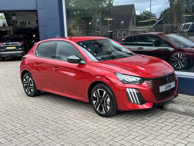 Peugeot 208 1.2 Turbo 100 PK Allure | ¤ 4200 DEMO korting | Nieuwste Model | 2025 Auto | Stoelverwarming | Navigatie via Telefoon | LED Verlichting | Parkeersensoren | Privacy Glas | Half Lederen Bekleding | Lichtmetalen Velgen |