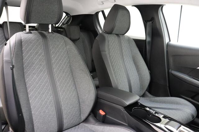 Peugeot 208 Hybrid 100 e-DCS6 Allure | Adaptive Cruise Control | Camera | Full LED | Stoelverwarming | Navigatie | 16'' LM Velgen