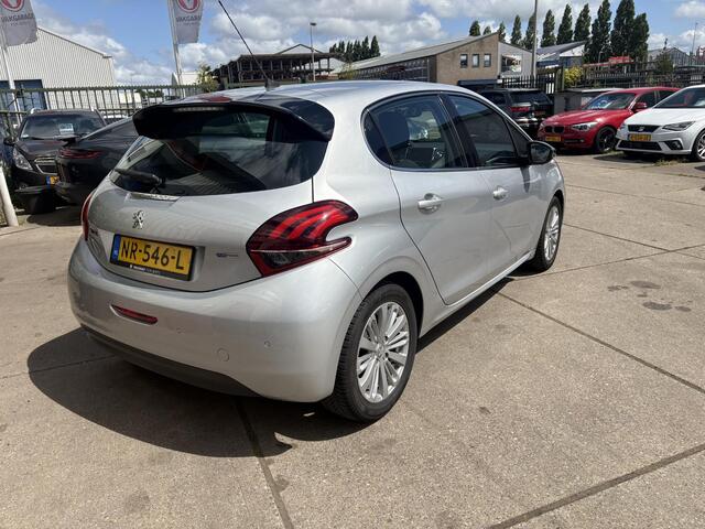 Peugeot 208 1.2 PureTech Allure