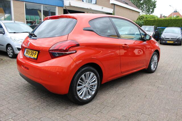 Peugeot 208 1.2i "Active" LMV - Airco - Cruise !!!