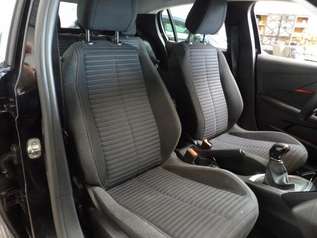 Peugeot 208 1.2 5drs - navigatie - camera - cruise - nette staat!