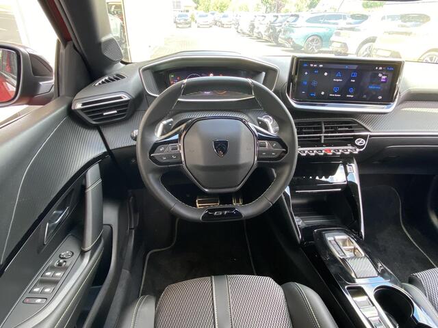 Peugeot 208 1.2 Hybrid 145 e-DCS6 GT | Keyless Entry | Full LED | 360 graden camera | Navi | Dodehoek detectie | Apple Carplay/Android Auto