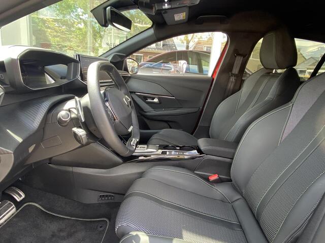 Peugeot 208 1.2 Hybrid 145 e-DCS6 GT | Keyless Entry | Full LED | 360 graden camera | Navi | Dodehoek detectie | Apple Carplay/Android Auto