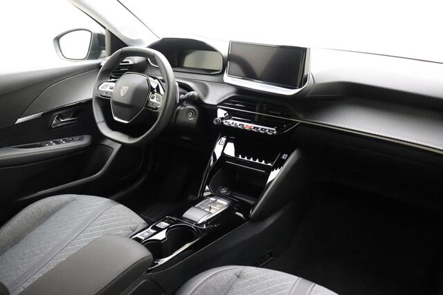 Peugeot 208 Hybrid e-DCS6 Allure 100 PK | Automaat | Camera | Stoelverwarming | Parkeersensor | Navigatie | Airco | Cruise Control | Licht metalen velgen | 1e eigenaar