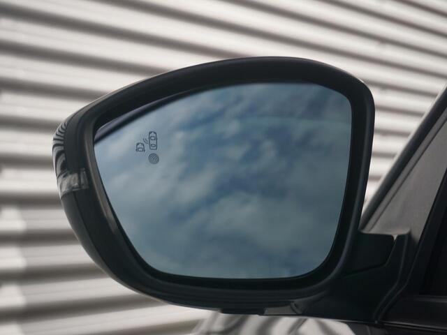 Peugeot 208 1.2 Hybrid 110 e-DCS6 Allure