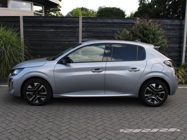 Peugeot 208 Allure 1.2 Hybrid 100PK e-DCS6 Automaat Keyless, Navigatie, Achteruitrijcamera, Stoelverwarming. Adaptieve Cruise Control