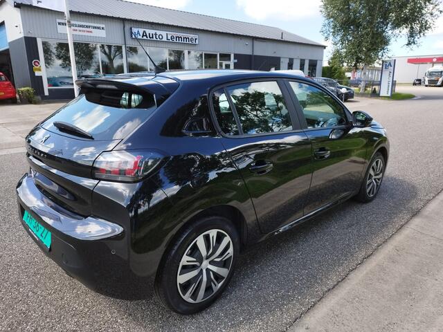 Peugeot 208 1.2 PureTech Active Pack ** 101 PK ** 6-bak ** NAVI ** Stoelverwarming **