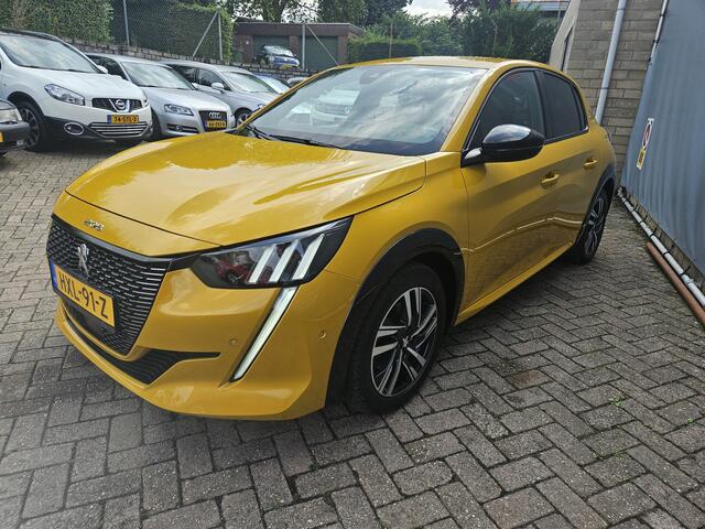 Peugeot 208 1.2 GT LINE NAVI TEL LEER SPORTSTOELEN KEYLESS VIRTUAL 3D