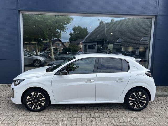 Peugeot 208 1.2 Hybrid 110 PK Allure | Hybride Elektrisch rijden met Automaat | 360 Graden Camera + Dodehoek detectie | Stoelverwarming | LED Verlichting | Navigatie | Lichtmetalen Velgen | Cruise & Climate Control.