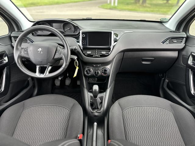 Peugeot 208 1.2 PureTech Allure |CARPLAY|PDC|CRUISE|LED|+++