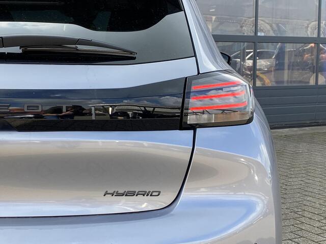 Peugeot 208 Hybrid 100pk Automaat Allure | Achteruitrijcamera | Navigatie | Stoelverwarming | Adaptieve Cruise Control | Luxe uitvoering!