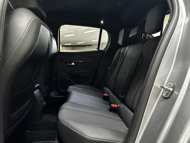 Peugeot 208 1.2 PureTech 100 GT /Virtual Cockpit! /Camera /Apple + Android /LED Koplampen /DAB+! /Climat /Cruise /Elek. pakket /Bluetooth /Lane Assist /Regensensor /PDC V+A /17"LMV /Isofix /Armsteun.