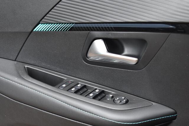 Peugeot 208 1.2 PureTech 100PK Allure | Panodak | Carplay | Keyless | Incl. garantie