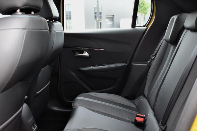 Peugeot 208 1.2 PureTech 100PK Allure | Panodak | Carplay | Keyless | Incl. garantie