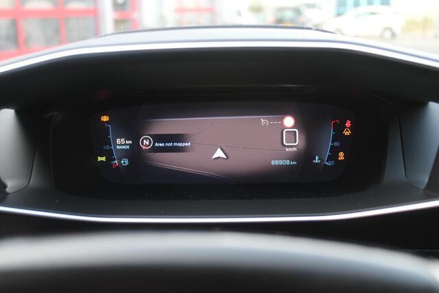 Peugeot 208 1.2 PureTech GT-Line Pano/Dodehoek/Led/Navi