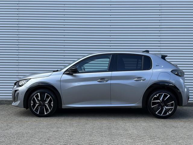 Peugeot 208 GT 1.2 Turbo 100pk | DRAADLOOS APPLE CARPLAY / ANDROID AUTO | 360° CAMERA | ADAPTIVE CRUISE | 17" LM-VELGEN | LEDER/STOF | DODEHOEKBEW. | CLIMA | DAB+ | ISOFIX