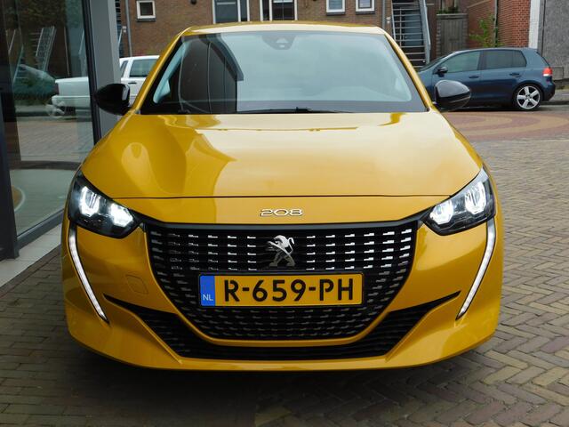Peugeot 208 1.2 PureTech Allure Pack | Stoelverwarming