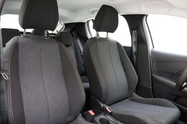 Peugeot 208 1.2 Hybrid e-DCS6 Style 110 PK | Automaat | Parkeersensor | Airco | Android auto / Apple Carplay | Cruise Control | Bluetooth | Nieuw uit voorraad leverbaar