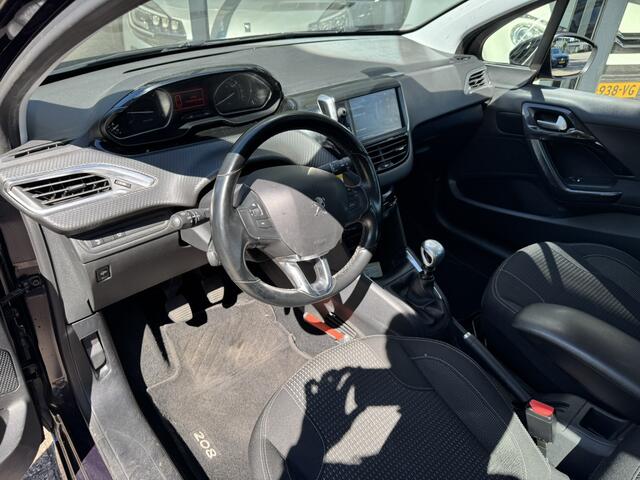 Peugeot 208 1.5 BlueHDi Allure*Navi*ECC*EXPORT/EX.BPM*