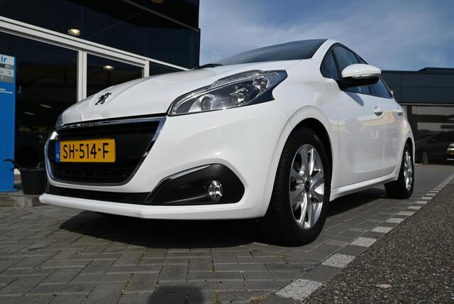 Peugeot 208 1.2 PureTech Blue Lion