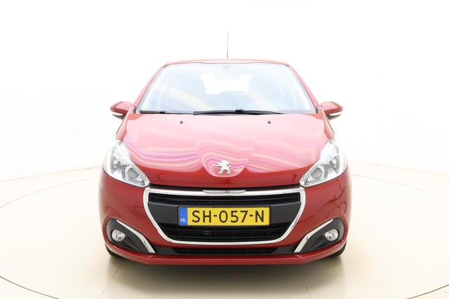 Peugeot 208 1.2 Blue Lion Navigatie | Trekhaak | Airco & Cruise Control | Telefoonvoorbereiding |