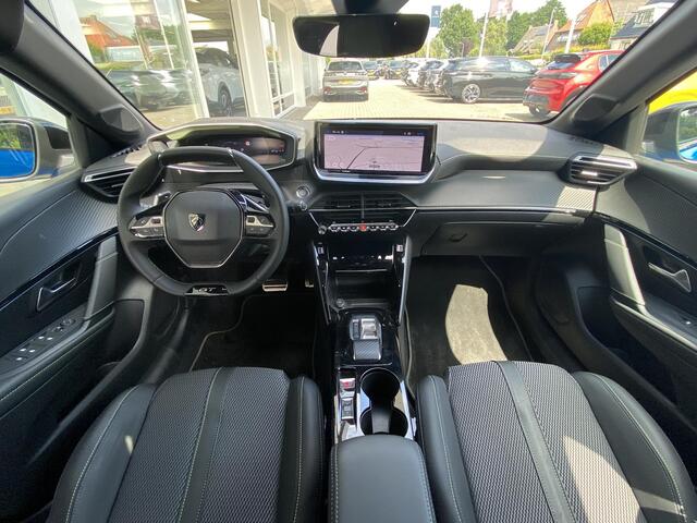 Peugeot 208 1.2 Hybrid 145 e-DCS6 GT | 360 graden camera | Navi | Dodehoek detectie | Keyless | LED koplampen | Adaptieve Cruise Control